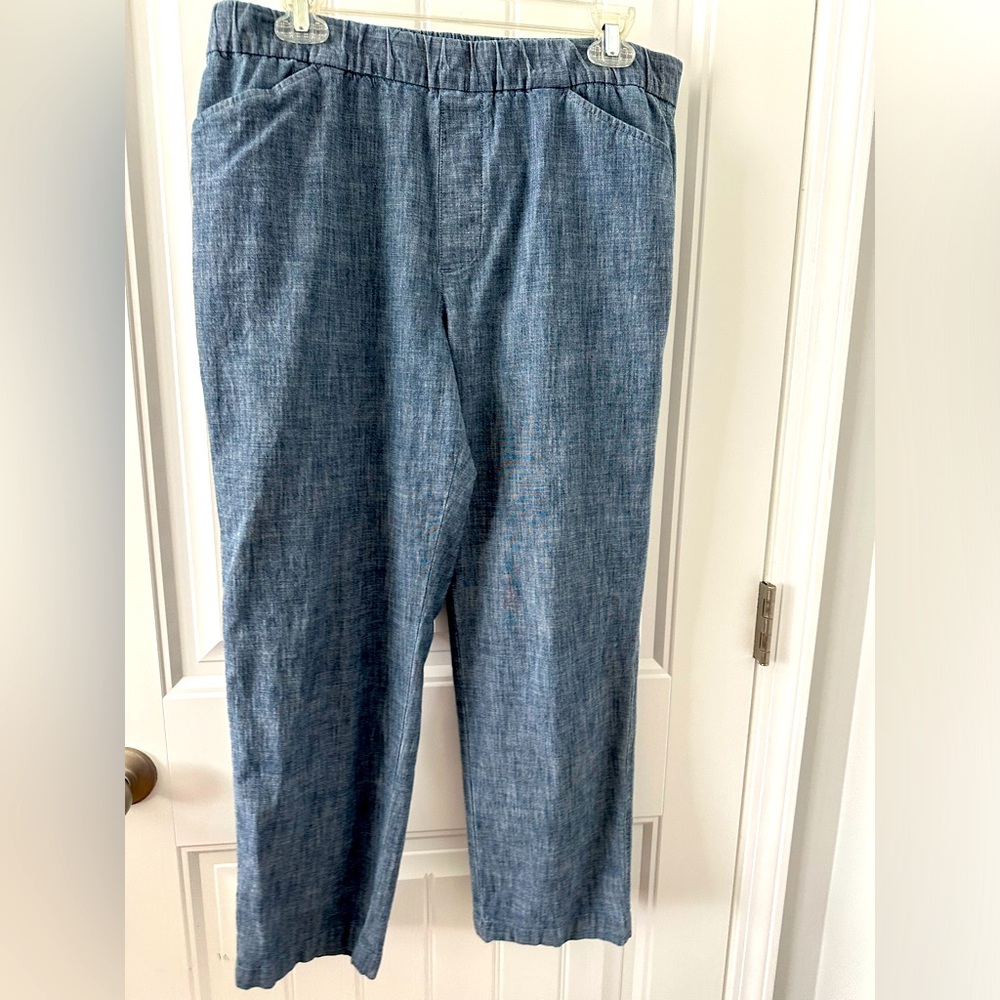 Lands End size large elastic waist ankle length pants